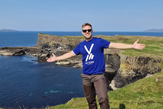 za-kuzlami-skotska-vladko-sefcik-audioblog-ck-victory-travel