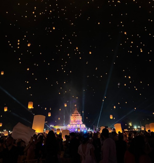 severne-thajsko-a-festival-lampionov-yi-peng-simona-gavalcova-audioblog-ck-victory-travel